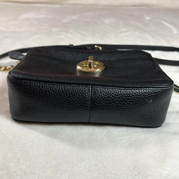 Coach Turn Lock Black Pebbled Leather Crossbody Shoulder Camera Bag - Picture 16 of 17